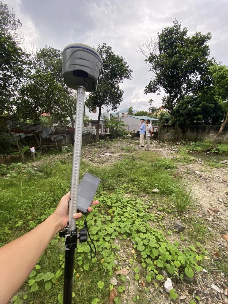 8. khao sat va dinh vi ranh gioi nha ho dan quang trung uong bi